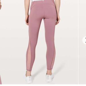 Lulu Lemon Train Times 7/8 Pant Size 6- worn twice